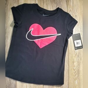 Nike girl's heart graphic short sleeve crew neck black, hot pink tee Size 6X